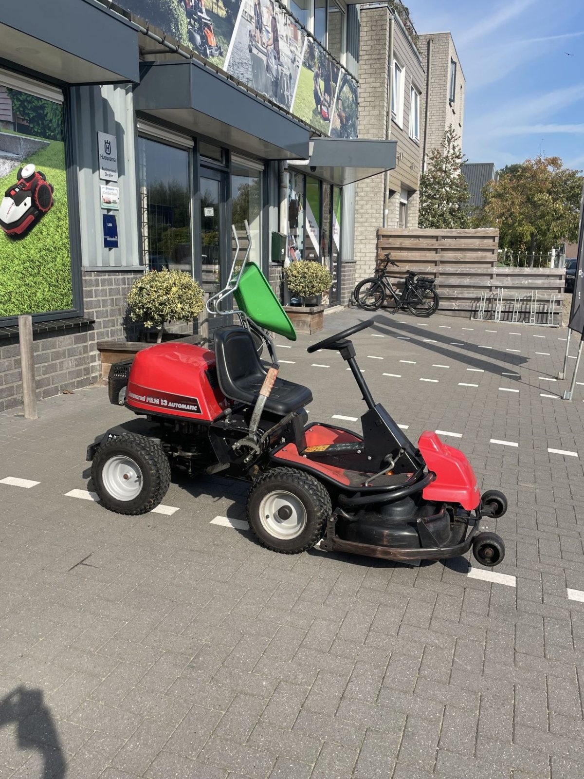 Sitzrasenmäher Türe ait Jonsered FRM 13, Gebrauchtmaschine içinde Reeuwijk (resim 1)