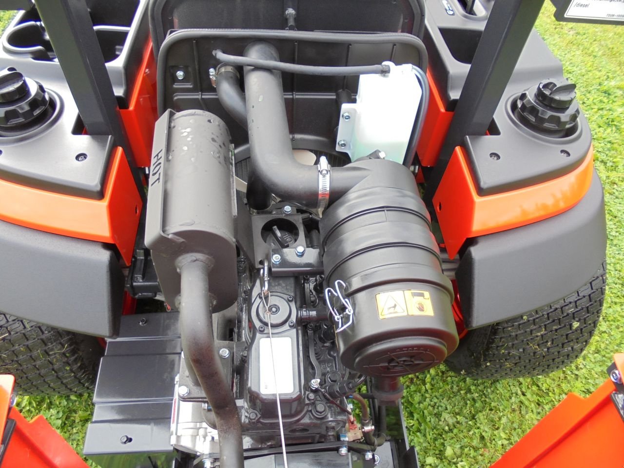 Sitzrasenmäher typu Kioti zxd diesel, Neumaschine v Houten (Obrázek 4)