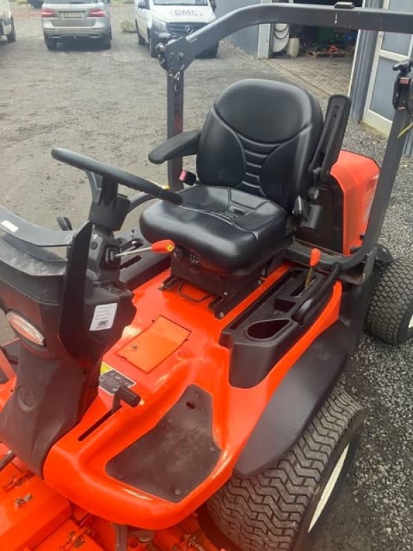 Sitzrasenmäher van het type Kubota F3090, Gebrauchtmaschine in Glamsbjerg (Foto 7)