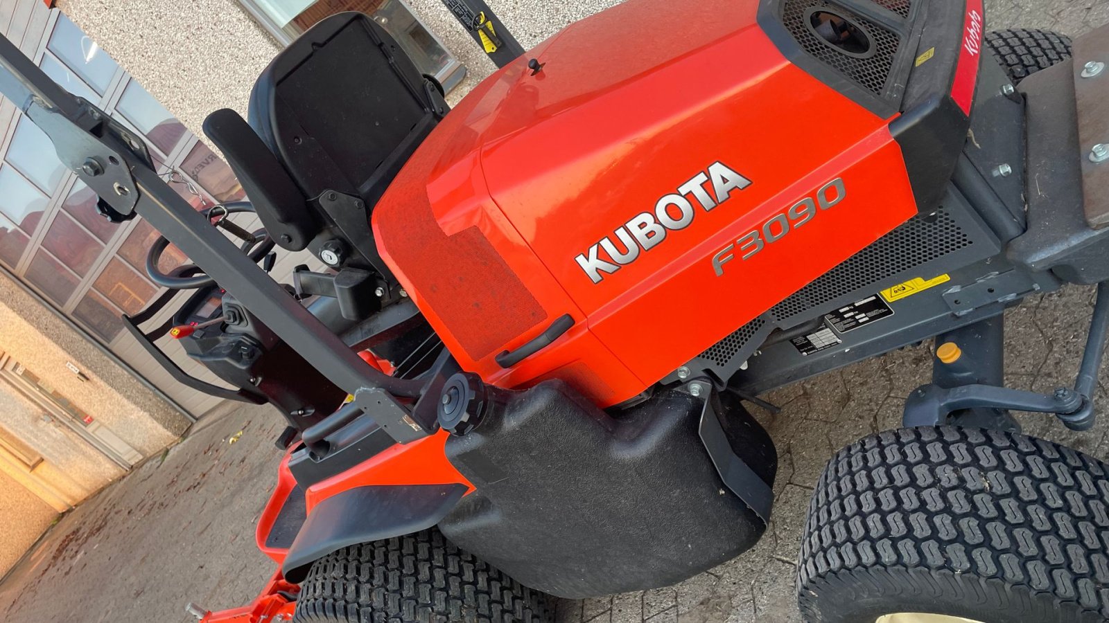 Sitzrasenmäher типа Kubota F3090, Gebrauchtmaschine в Helsinge (Фотография 11)