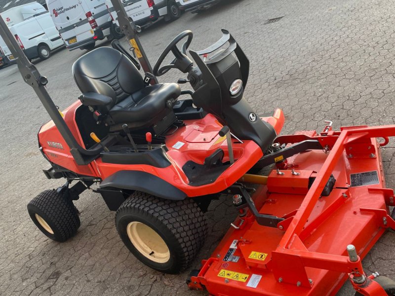Sitzrasenmäher of the type Kubota F3090, Gebrauchtmaschine in Helsinge (Picture 1)