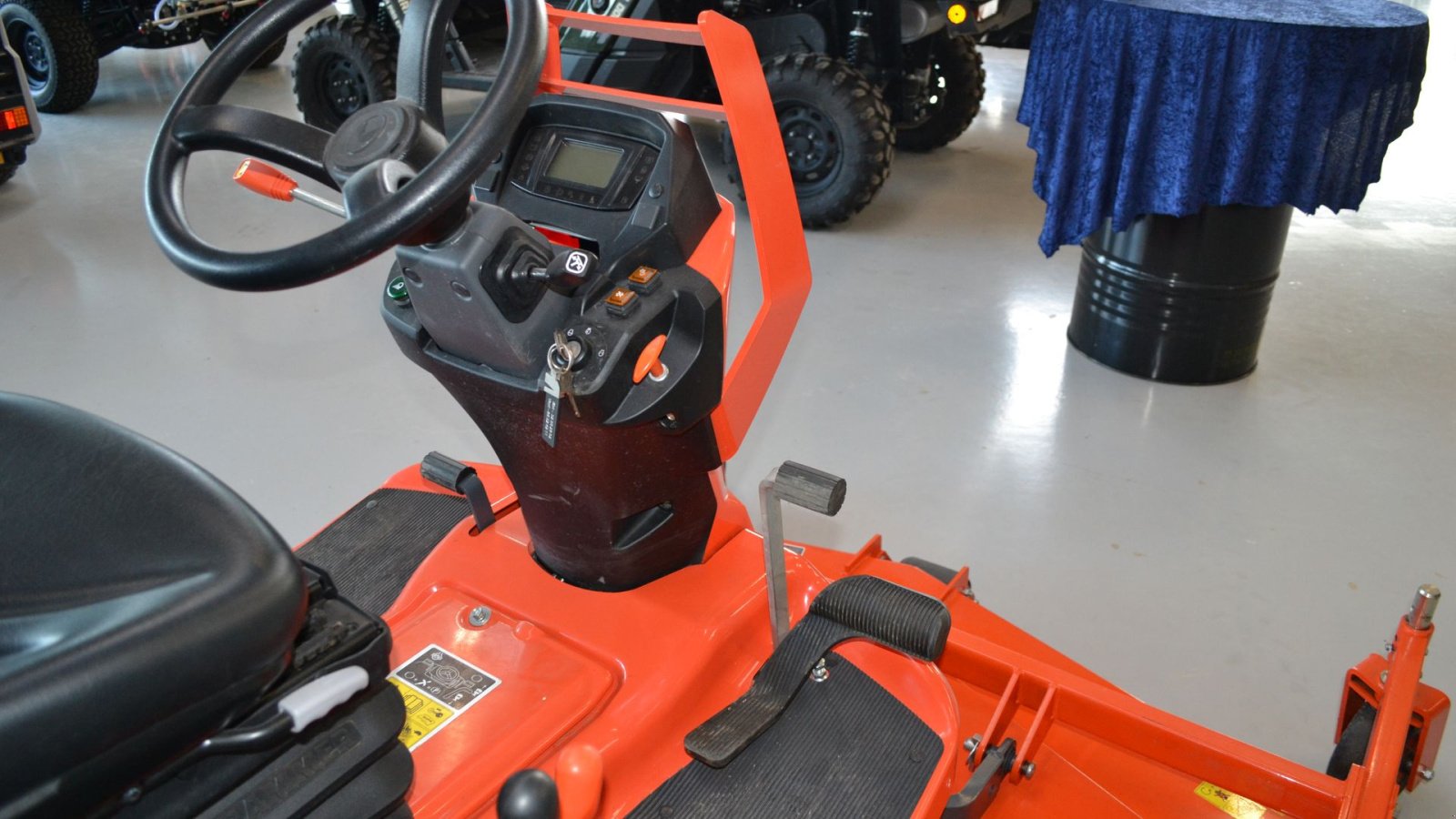 Sitzrasenmäher del tipo Kubota F391, Gebrauchtmaschine In Glamsbjerg (Immagine 5)