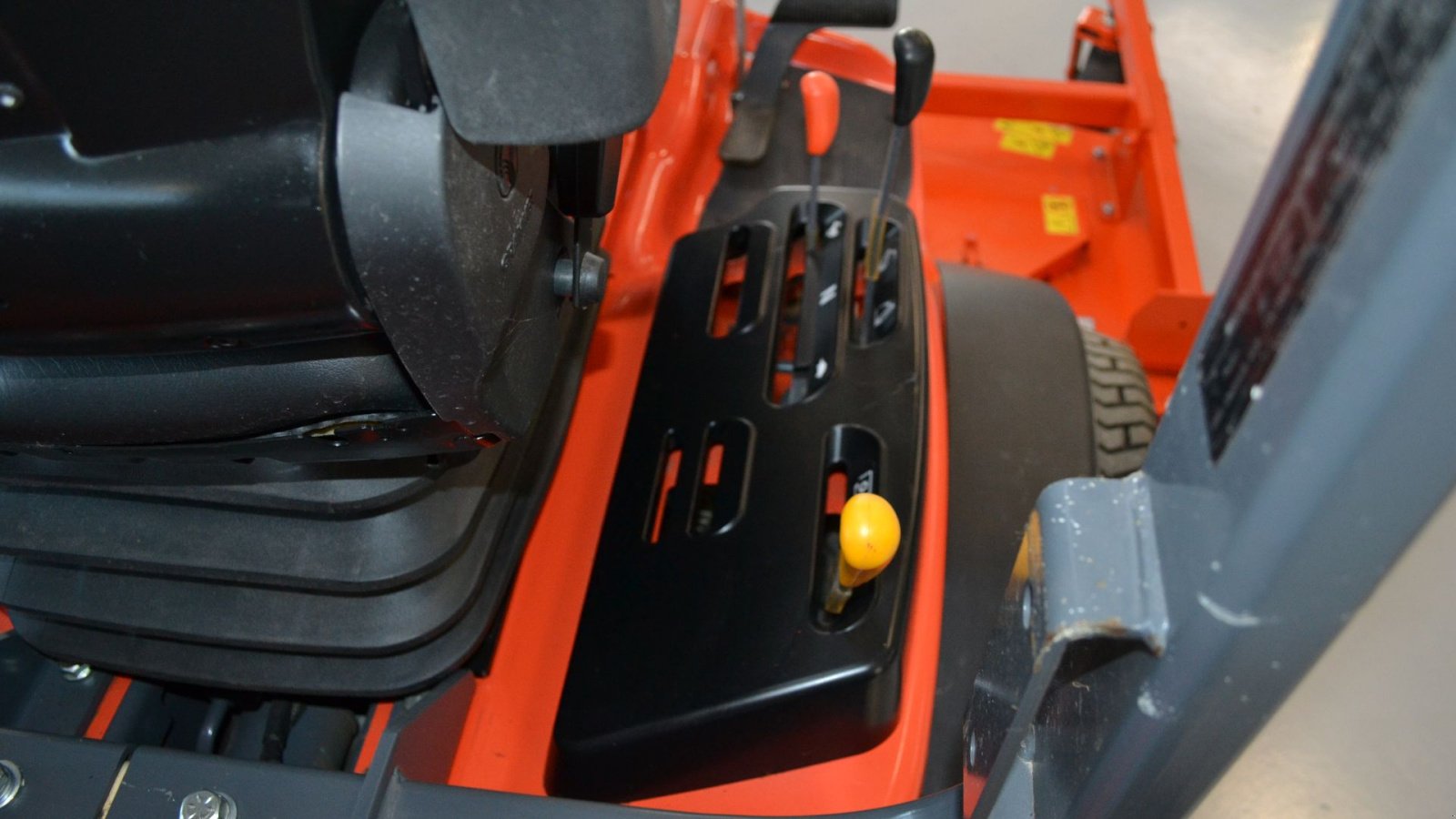 Sitzrasenmäher del tipo Kubota F391, Gebrauchtmaschine In Glamsbjerg (Immagine 8)