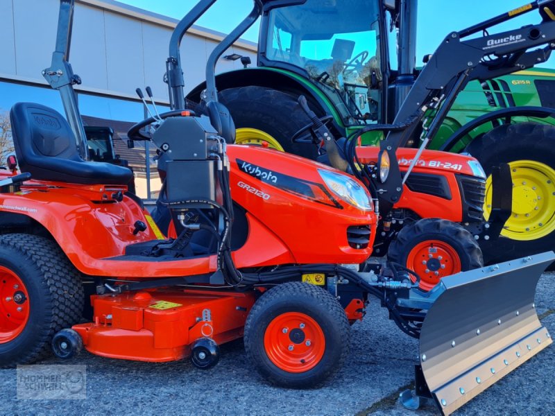 Sitzrasenmäher typu Kubota GR 2120 III mit Schneeschild + Kehrbürstenfunktion, Neumaschine v Crombach/St.Vith (Obrázok 1)