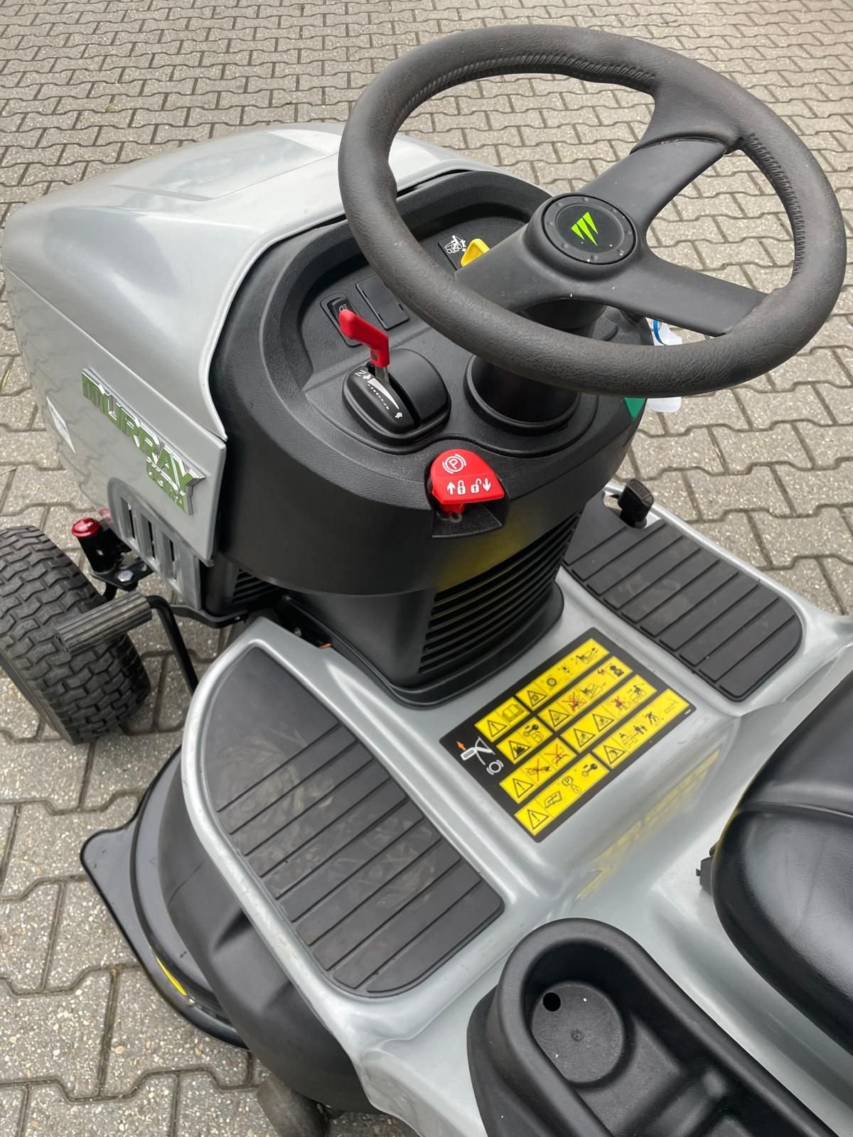 Sitzrasenmäher van het type Murray MRD100 zitmaaier met opvang, Gebrauchtmaschine in Roermond (Foto 7)