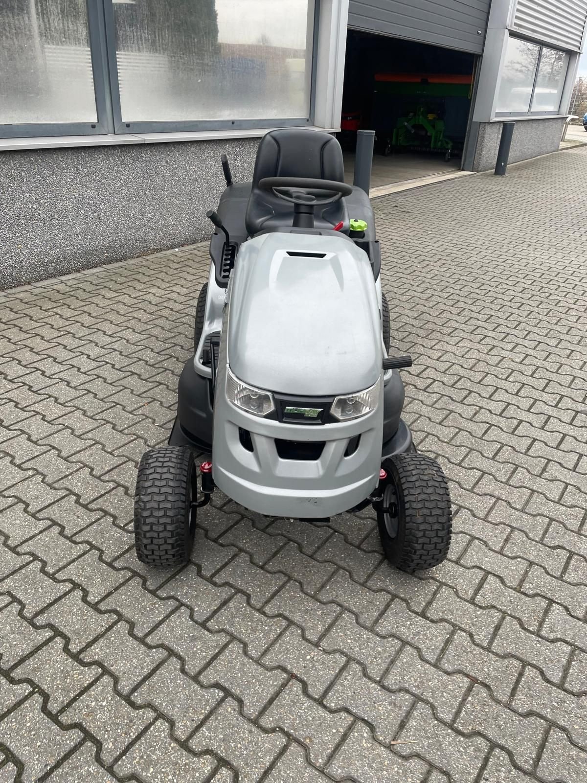 Sitzrasenmäher van het type Murray MRD100 zitmaaier met opvang, Gebrauchtmaschine in Roermond (Foto 5)