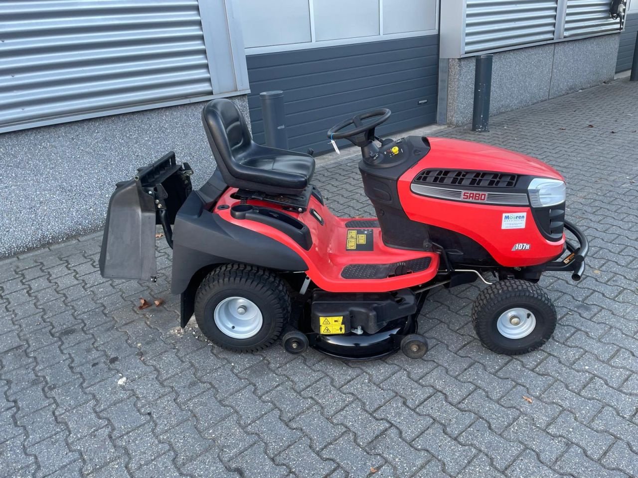 Sitzrasenmäher van het type Sabo 107H zitmaaier, Gebrauchtmaschine in Roermond (Foto 5)