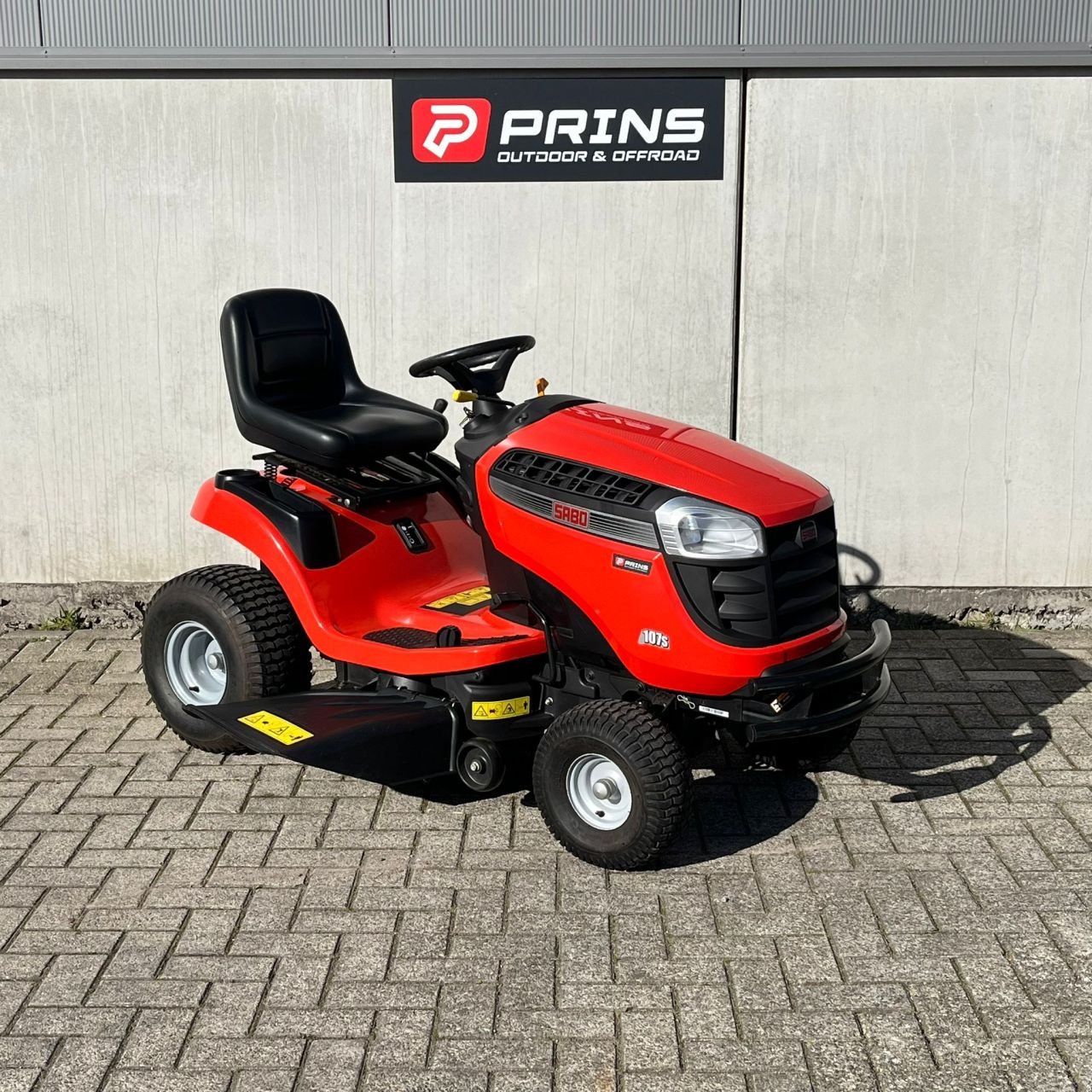 Sitzrasenmäher typu Sabo 107s, Gebrauchtmaschine w IJsselmuiden (Zdjęcie 2)