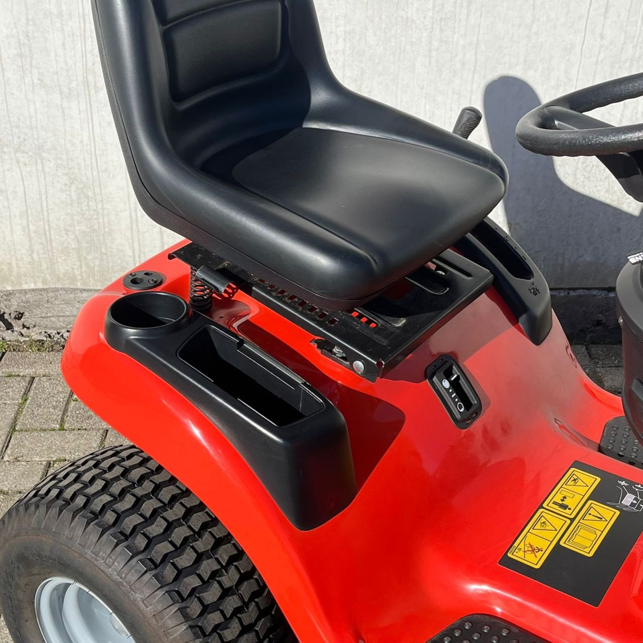 Sitzrasenmäher typu Sabo 107s, Gebrauchtmaschine w IJsselmuiden (Zdjęcie 9)