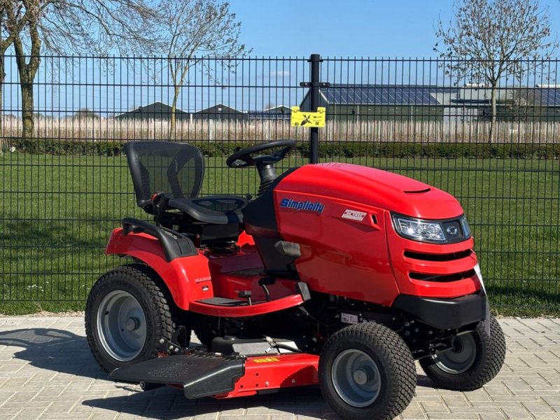 Sitzrasenmäher of the type Simplicity Broadmoor, Gebrauchtmaschine in Wadenoijen