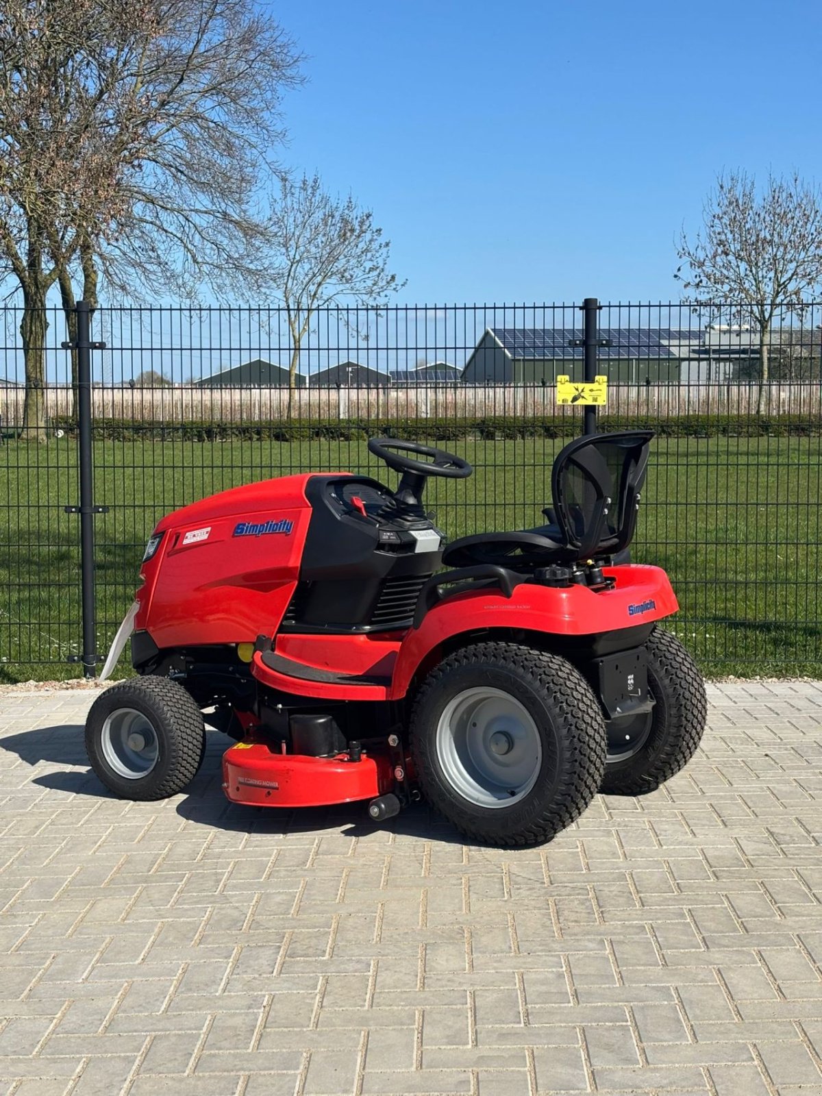 Sitzrasenmäher типа Simplicity Broadmoor, Gebrauchtmaschine в Wadenoijen (Фотография 3)