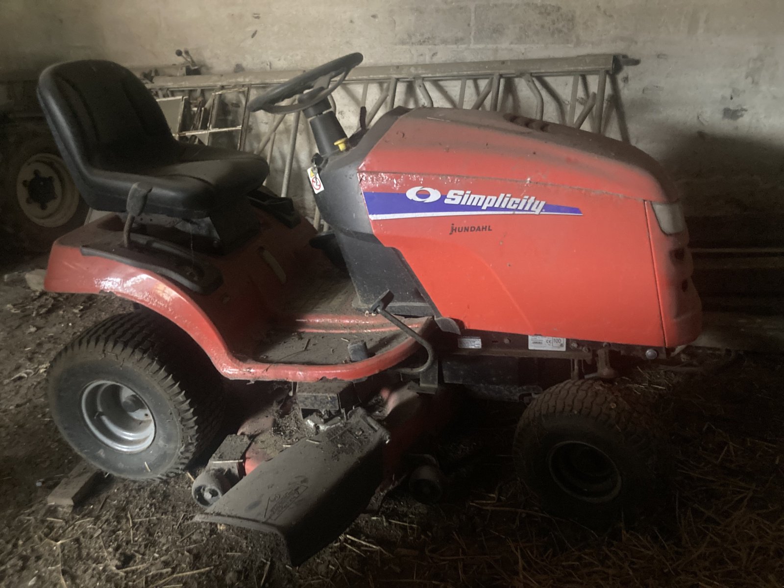 Sitzrasenmäher of the type Simplicity REGENT XL 1742, Gebrauchtmaschine in Thisted (Picture 1)