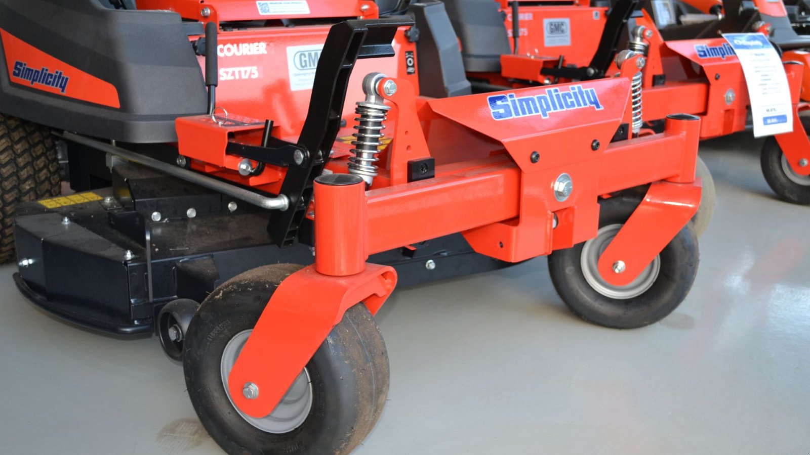 Sitzrasenmäher del tipo Simplicity szt 175 Courier, Gebrauchtmaschine In Glamsbjerg (Immagine 11)