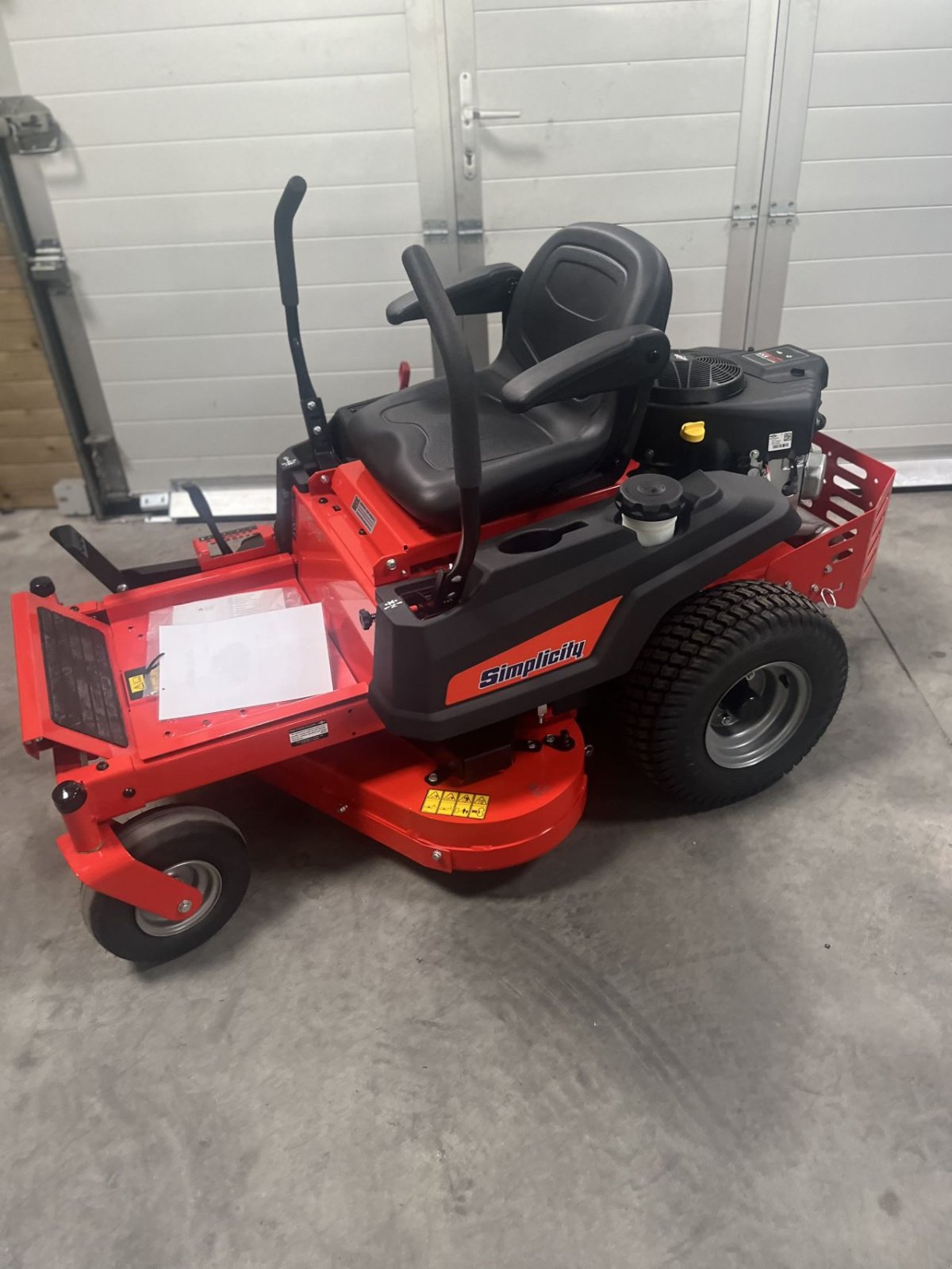 Sitzrasenmäher typu Simplicity Szt105, Gebrauchtmaschine w Wadenoijen (Zdjęcie 4)