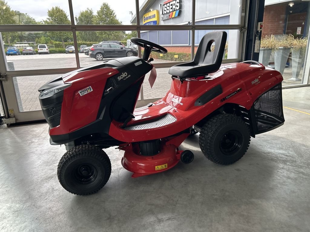Sitzrasenmäher des Typs Solo zitmaaier T13-933HD, Neumaschine in Bladel (Bild 2)