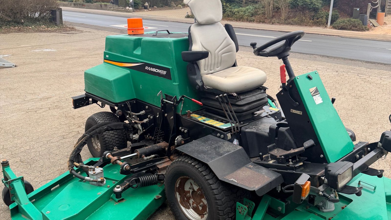 Sitzrasenmäher типа Sonstige 960 d, Gebrauchtmaschine в Brørup (Фотография 5)