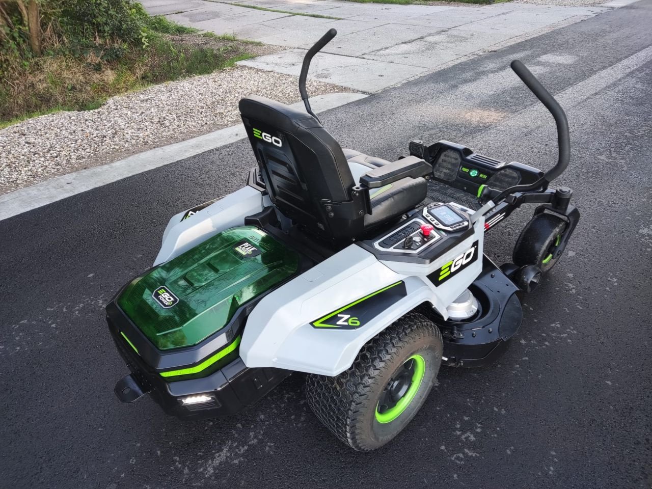 Sitzrasenmäher a típus Sonstige EGO ZT5201E-L, Gebrauchtmaschine ekkor: Klarenbeek (Kép 5)