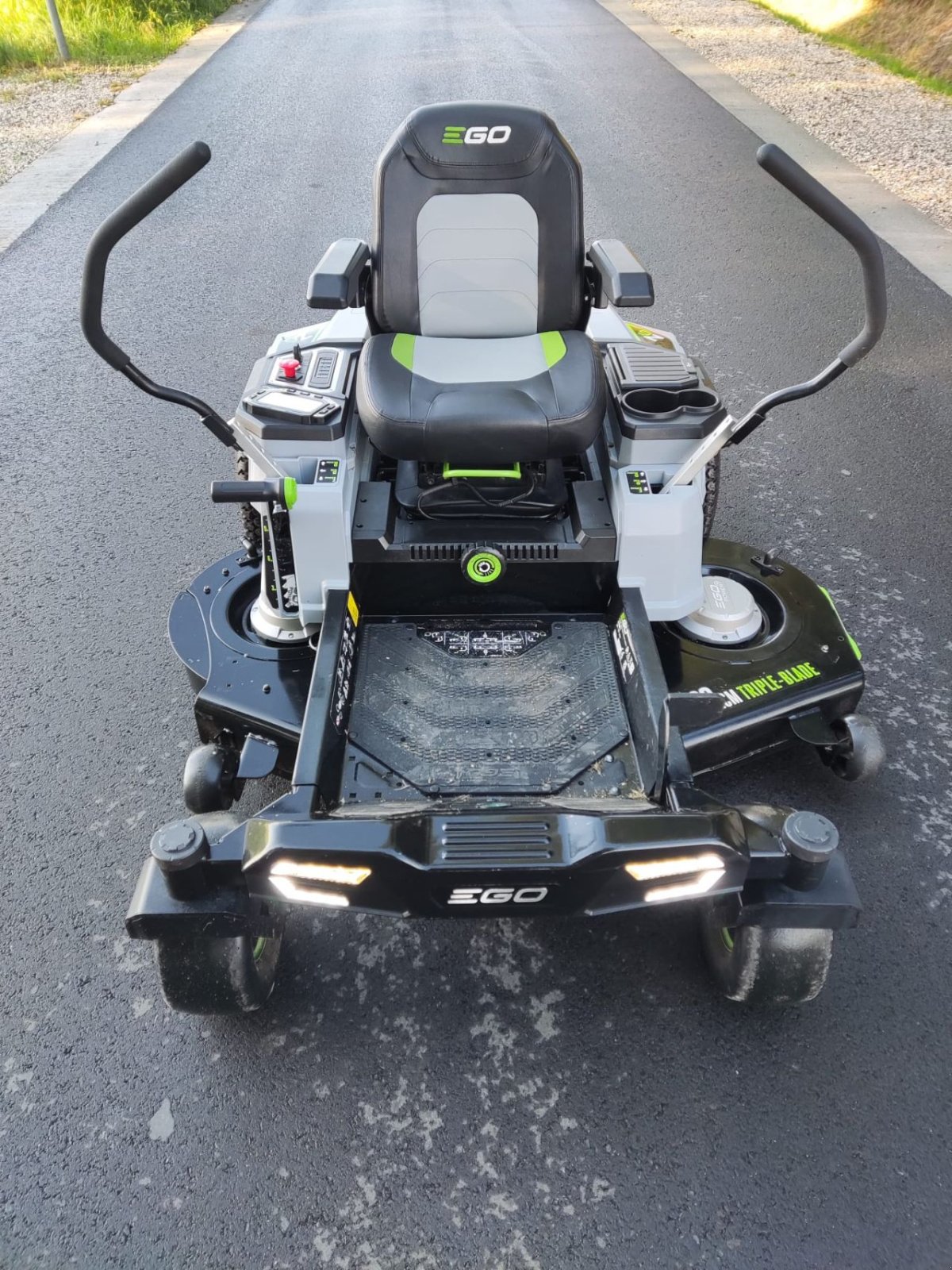 Sitzrasenmäher a típus Sonstige EGO ZT5201E-L, Gebrauchtmaschine ekkor: Klarenbeek (Kép 3)