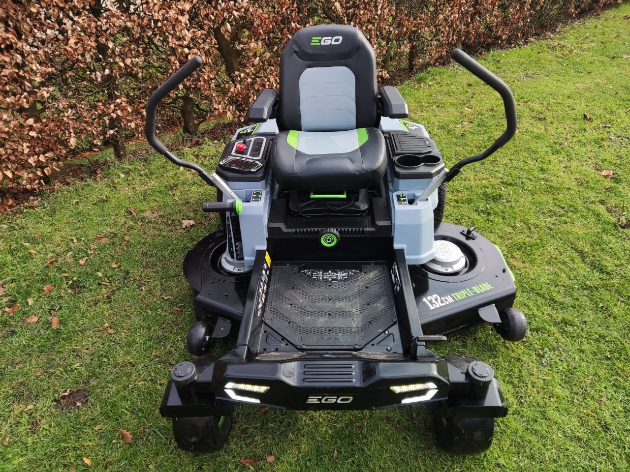 Sitzrasenmäher типа Sonstige EGO ZT5201E-L, Gebrauchtmaschine в Klarenbeek (Фотография 2)