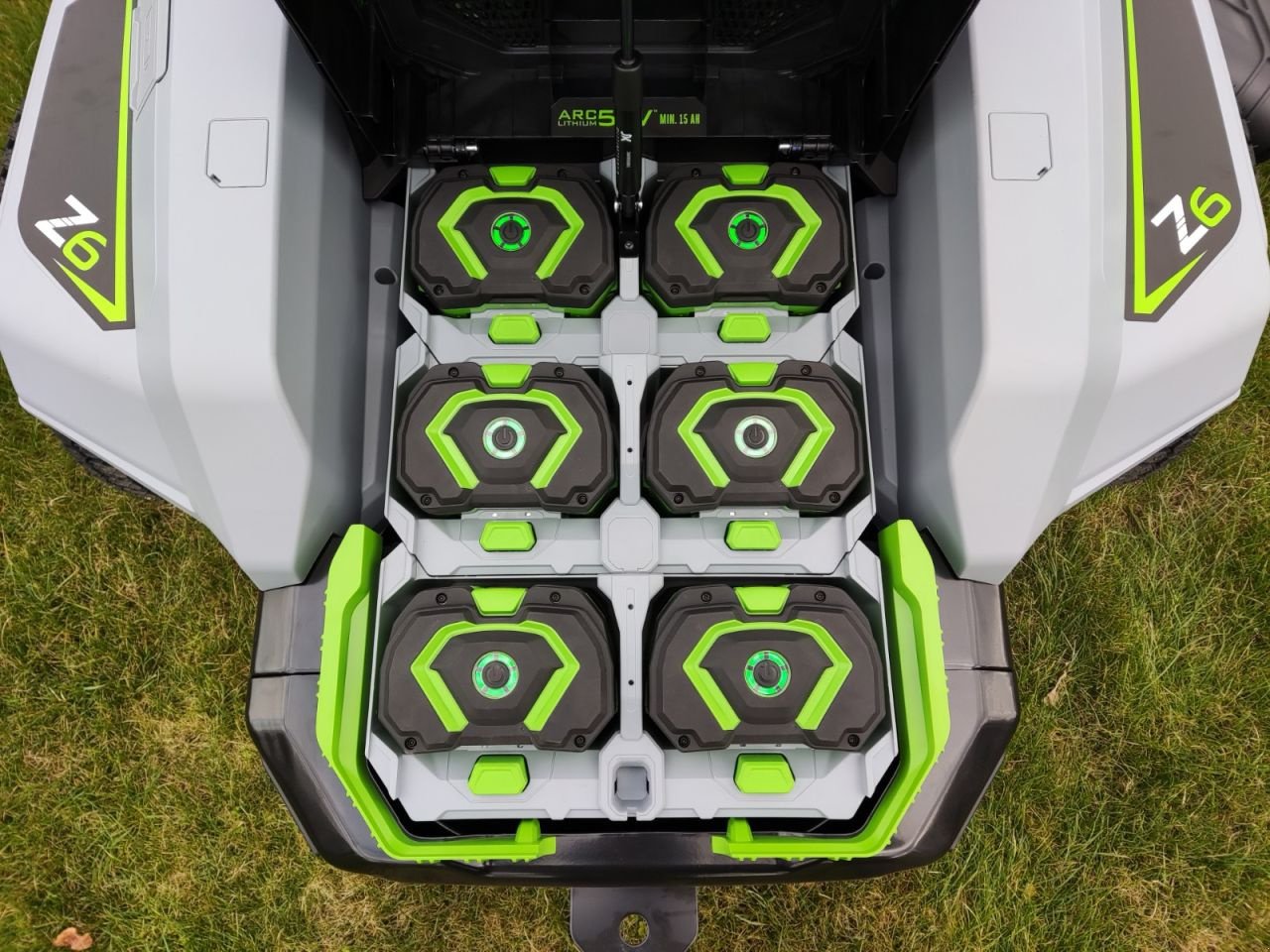 Sitzrasenmäher Türe ait Sonstige EGO ZT5201E-L, Neumaschine içinde Klarenbeek (resim 8)