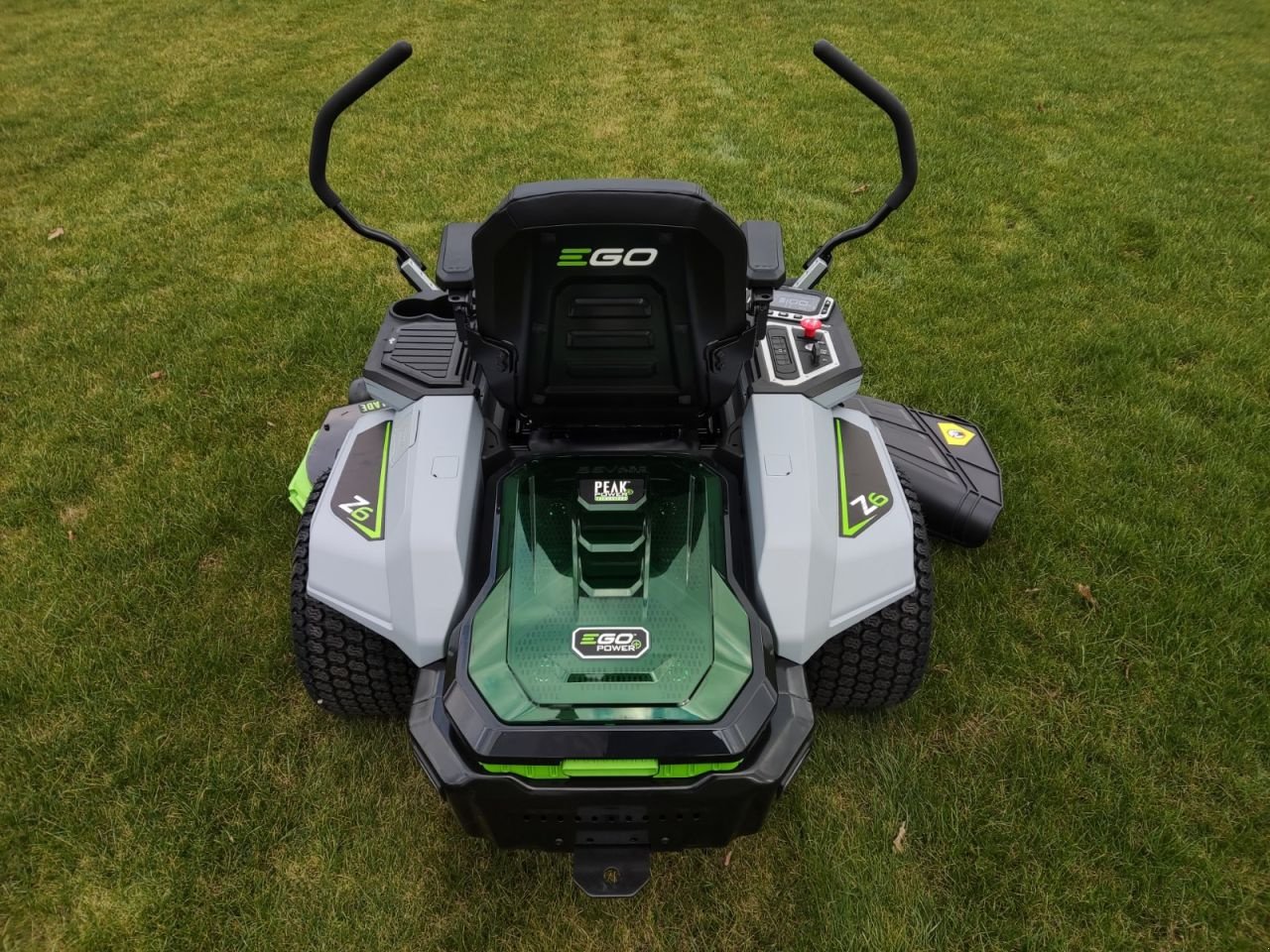 Sitzrasenmäher Türe ait Sonstige EGO ZT5201E-L, Neumaschine içinde Klarenbeek (resim 5)