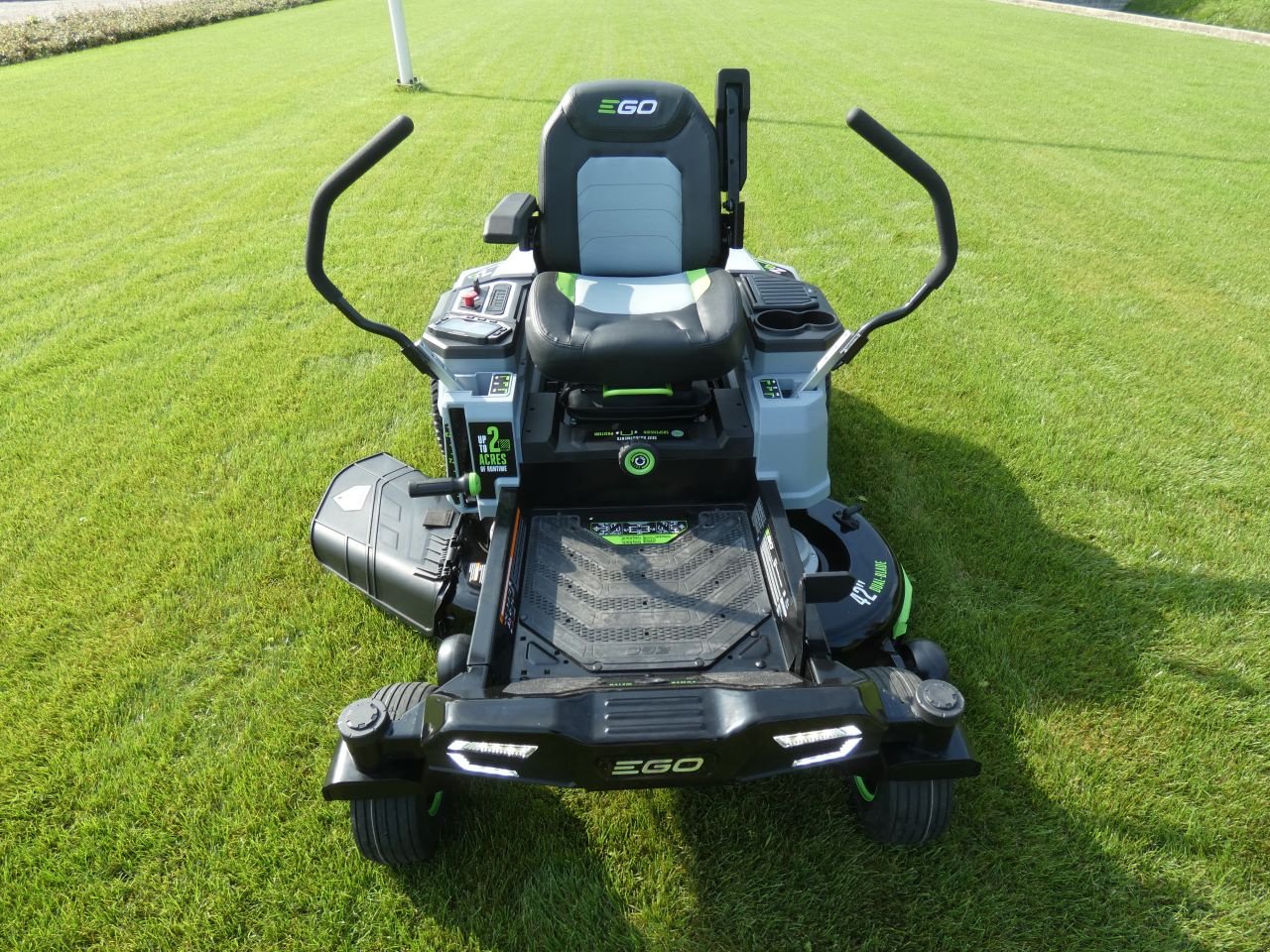 Sitzrasenmäher van het type Sonstige EGO ZTR6, Neumaschine in Klarenbeek (Foto 2)