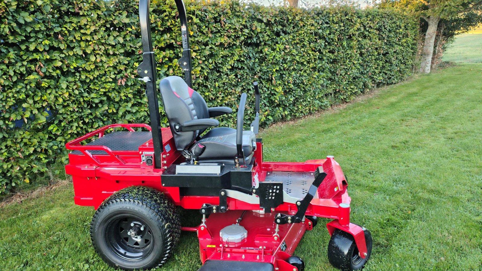 Sitzrasenmäher tip Sonstige Elektrisk Bluebird Zero-Turn, Gebrauchtmaschine in Ringe (Poză 2)