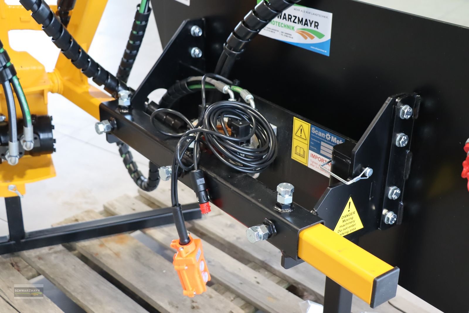 Sitzrasenmäher des Typs Sonstige Giant Heckenschere, Neumaschine in Gampern (Bild 8)