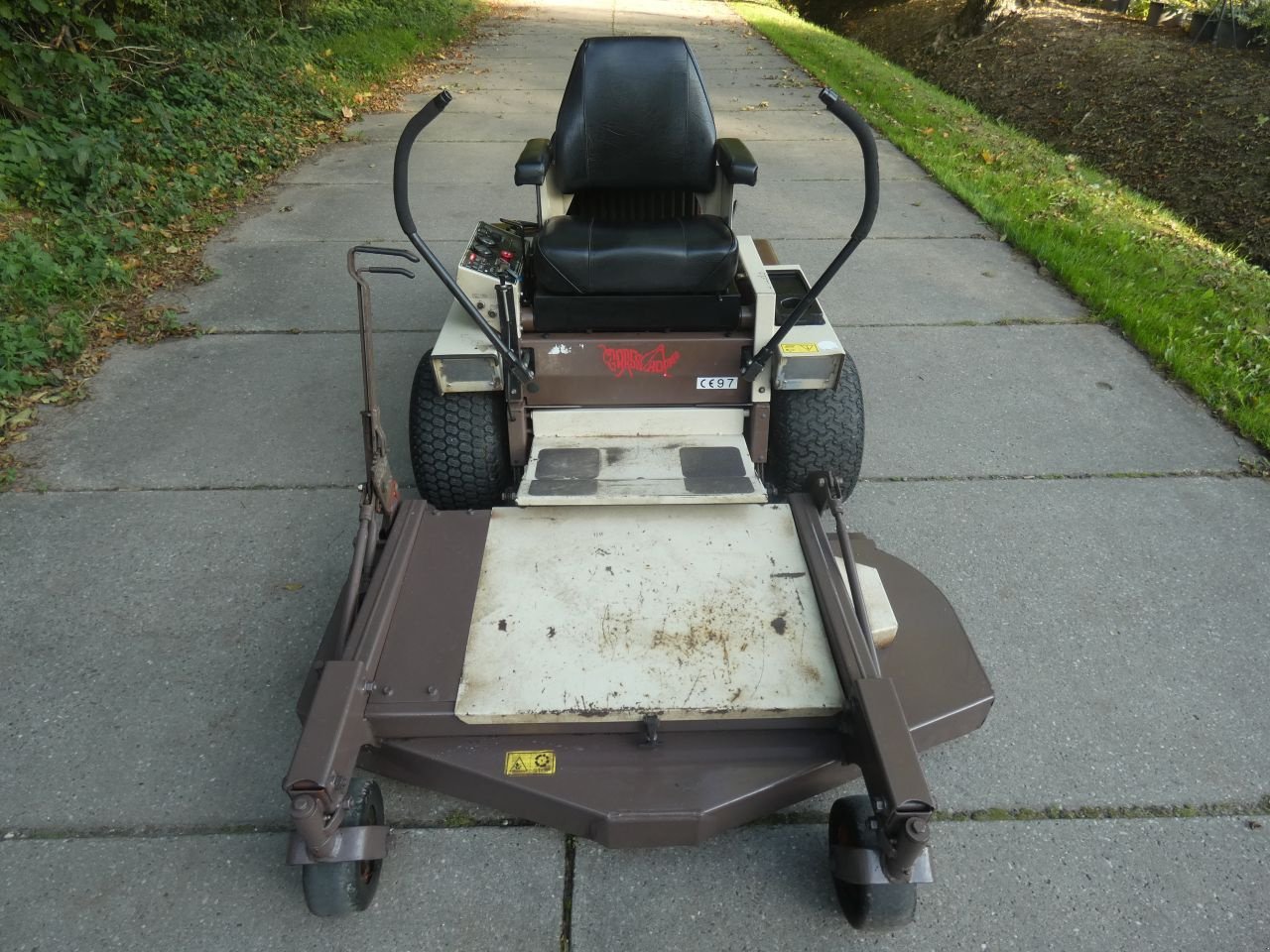 Sitzrasenmäher of the type Sonstige Grasshopper 15B, Gebrauchtmaschine in Klarenbeek (Picture 3)