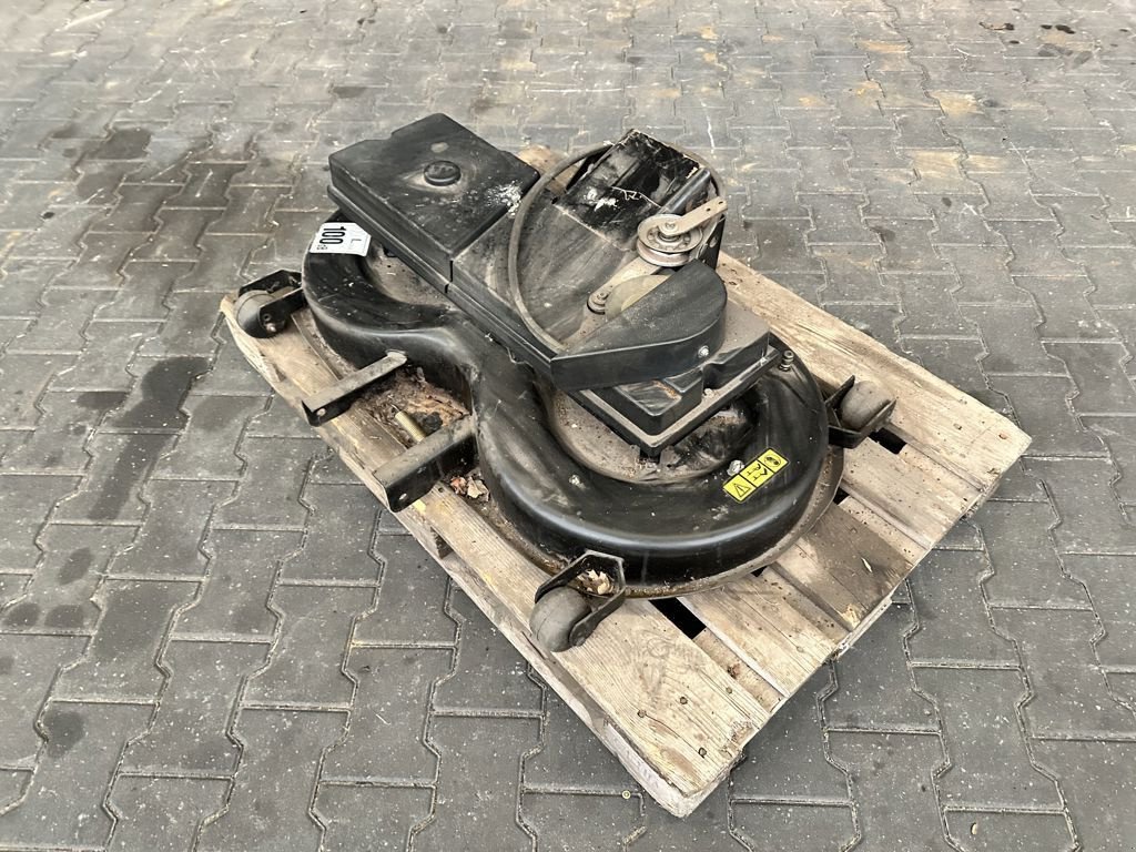 Sitzrasenmäher typu Sonstige Lawn-Boss MAAIDEK 102-C MIDDEN, Neumaschine v MARIENHEEM (Obrázek 2)