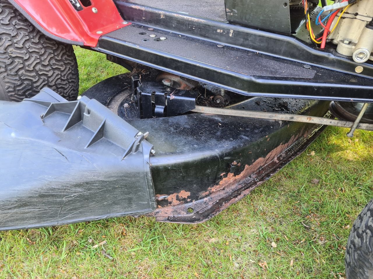 Sitzrasenmäher del tipo Sonstige MTD, Gebrauchtmaschine In Lierop (Immagine 4)