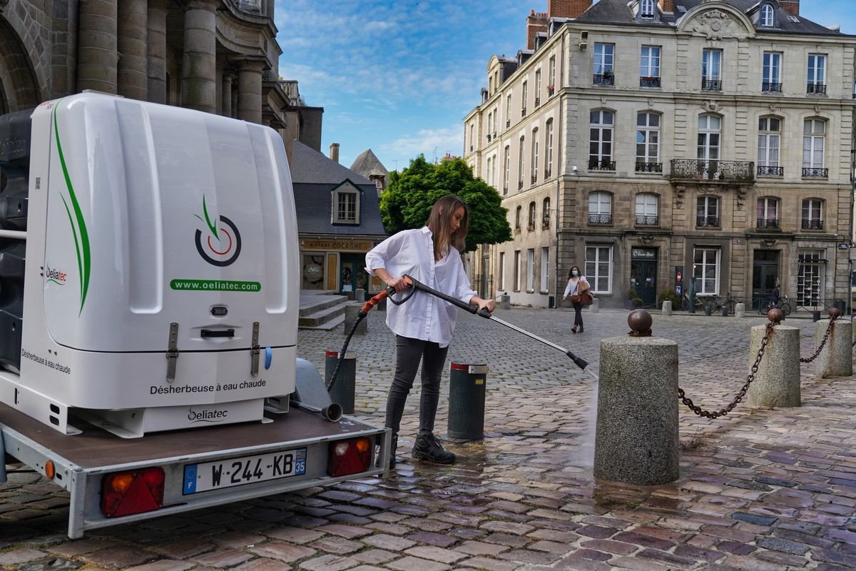 Sitzrasenmäher tip Sonstige Oeliatec HOUAT Unkraufbekämpfung Heißwasser, Neumaschine in Aigen-Schlägl (Poză 7)