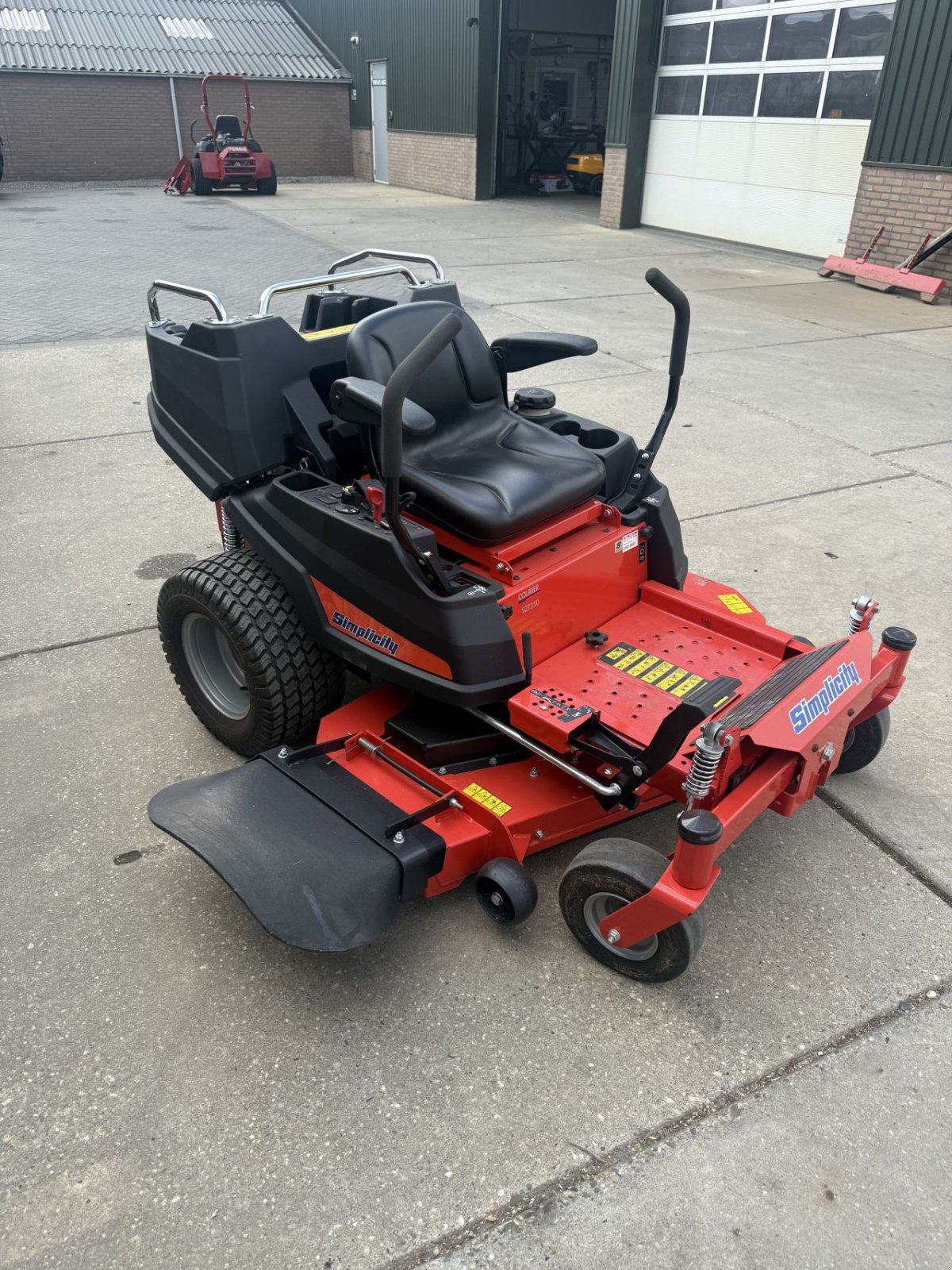 Sitzrasenmäher van het type Sonstige Overige, Gebrauchtmaschine in Wadenoijen (Foto 2)