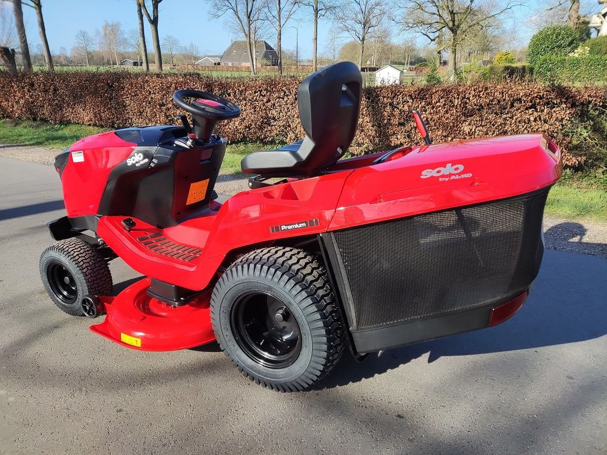 Sitzrasenmäher des Typs Sonstige SOLO (by AL-KO) T24-1254 HDV2SD, Neumaschine in Klarenbeek (Bild 5)