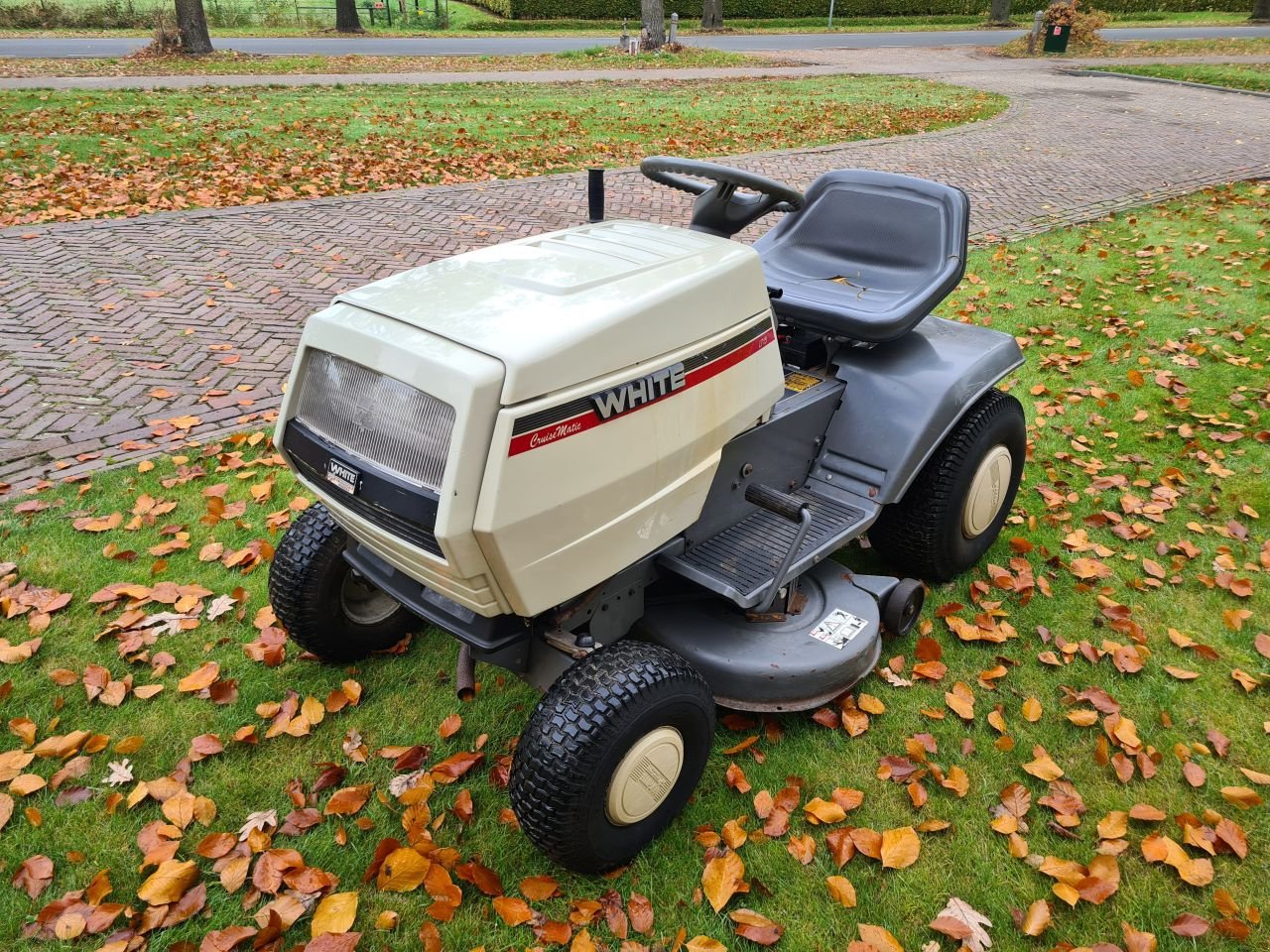 Sitzrasenmäher des Typs Sonstige White, Gebrauchtmaschine in Lierop (Bild 8)