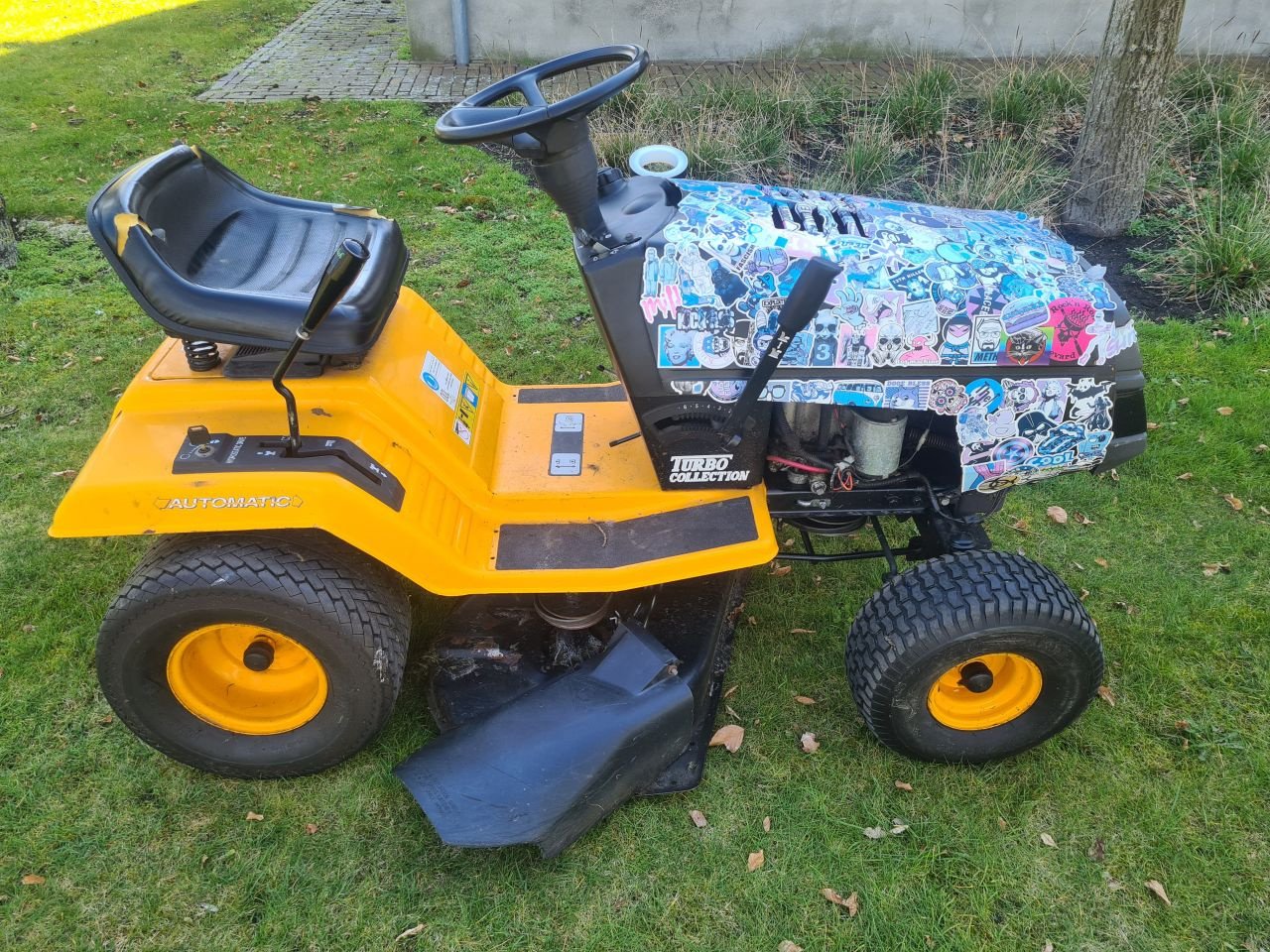 Sitzrasenmäher типа Sonstige Yard-Man, Gebrauchtmaschine в Lierop (Фотография 5)