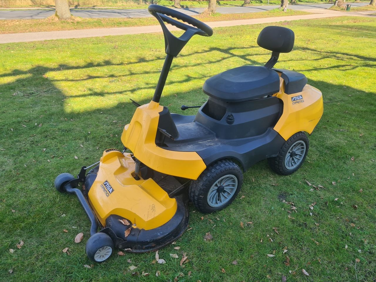 Sitzrasenmäher типа Stiga -, Gebrauchtmaschine в Lierop (Фотография 1)