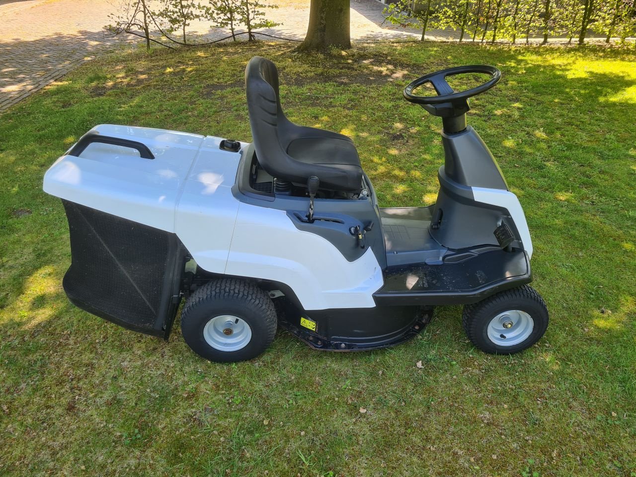 Sitzrasenmäher del tipo Stiga -, Gebrauchtmaschine en Lierop (Imagen 4)