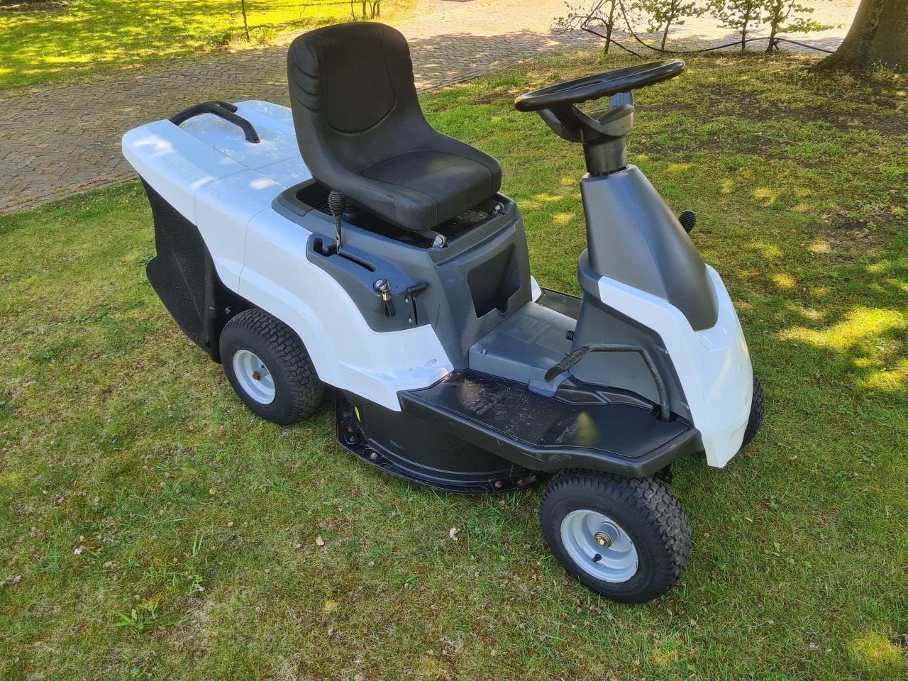 Sitzrasenmäher del tipo Stiga -, Gebrauchtmaschine en Lierop (Imagen 3)