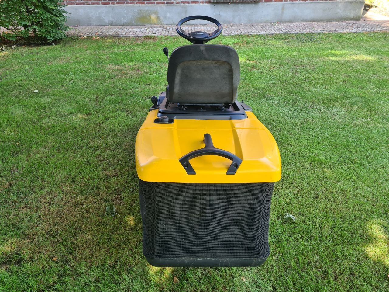Sitzrasenmäher van het type Stiga combi 1066 HQ, Gebrauchtmaschine in Lierop (Foto 5)