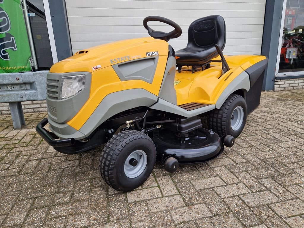 Sitzrasenmäher des Typs Stiga ESTATE ROYAL, Gebrauchtmaschine in MARIENHEEM (Bild 2)