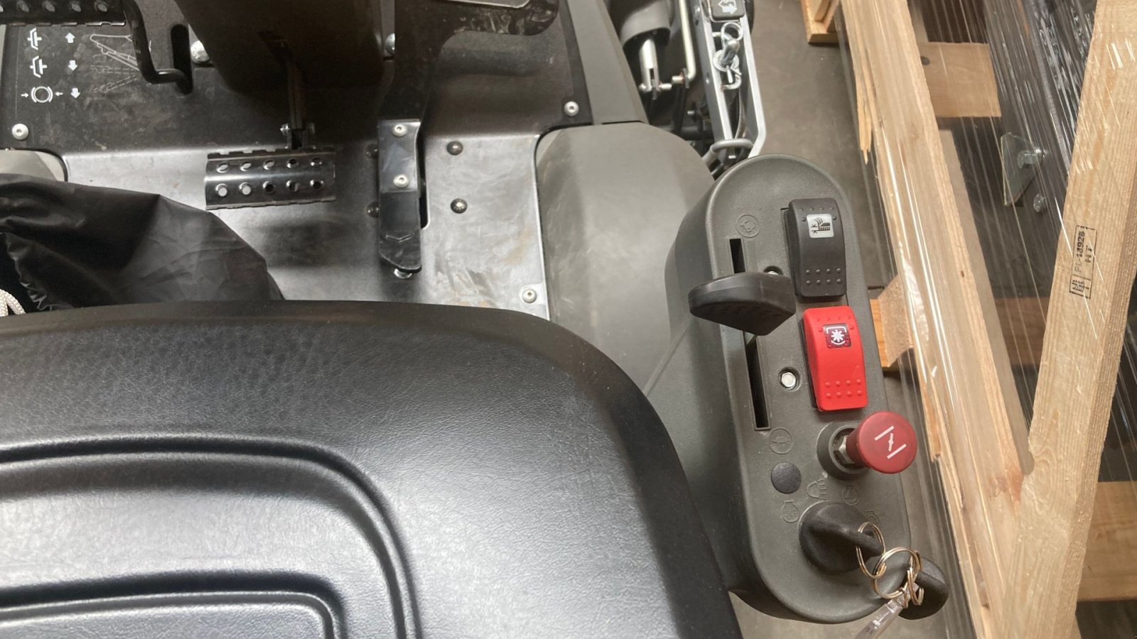 Sitzrasenmäher des Typs Stiga Park 500WX 4WD inkl. 100 Combi Q plus, Gebrauchtmaschine in Roskilde (Bild 2)