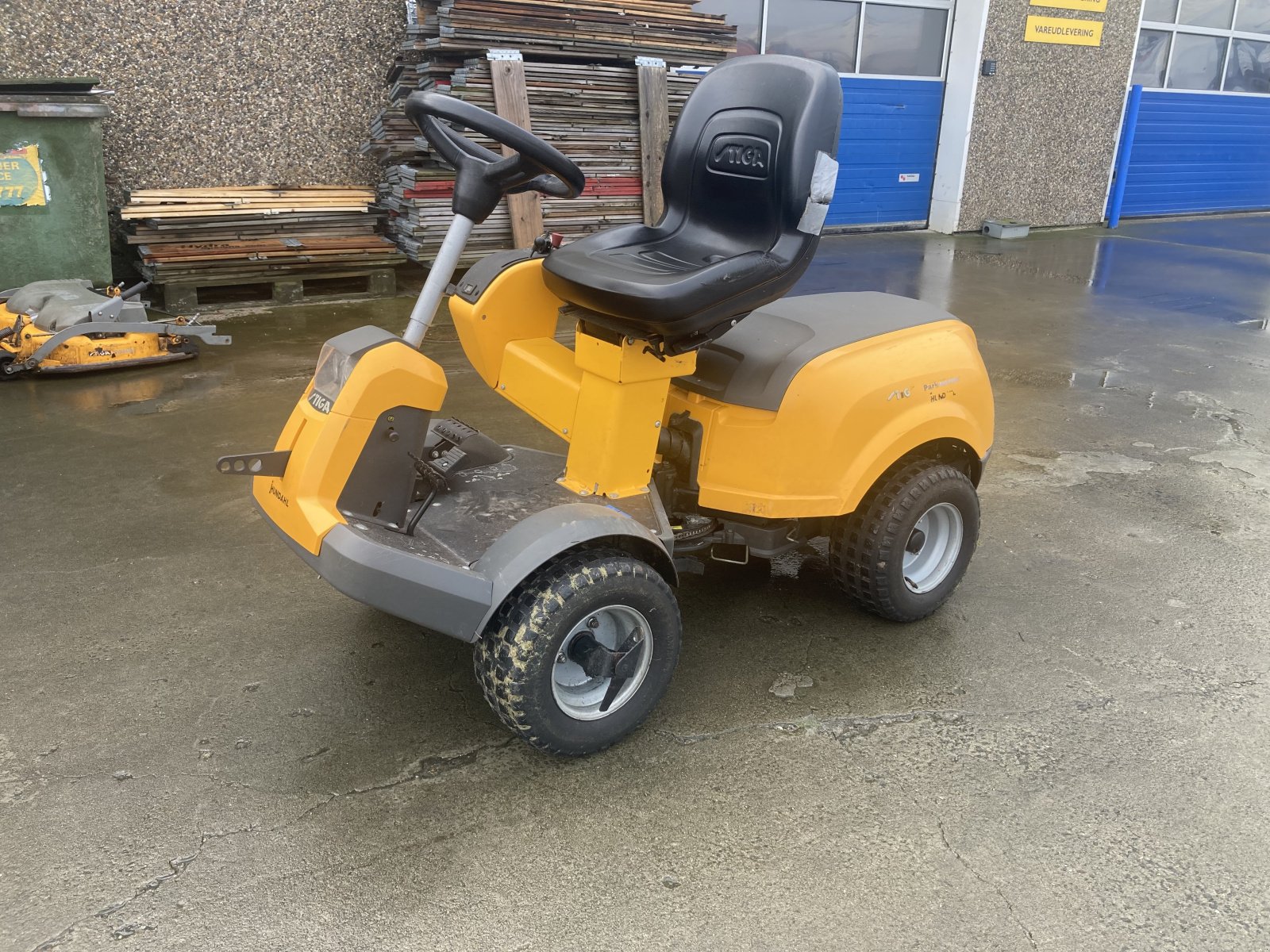 Sitzrasenmäher des Typs Stiga PARK 640 PWX, Gebrauchtmaschine in Thisted (Bild 2)