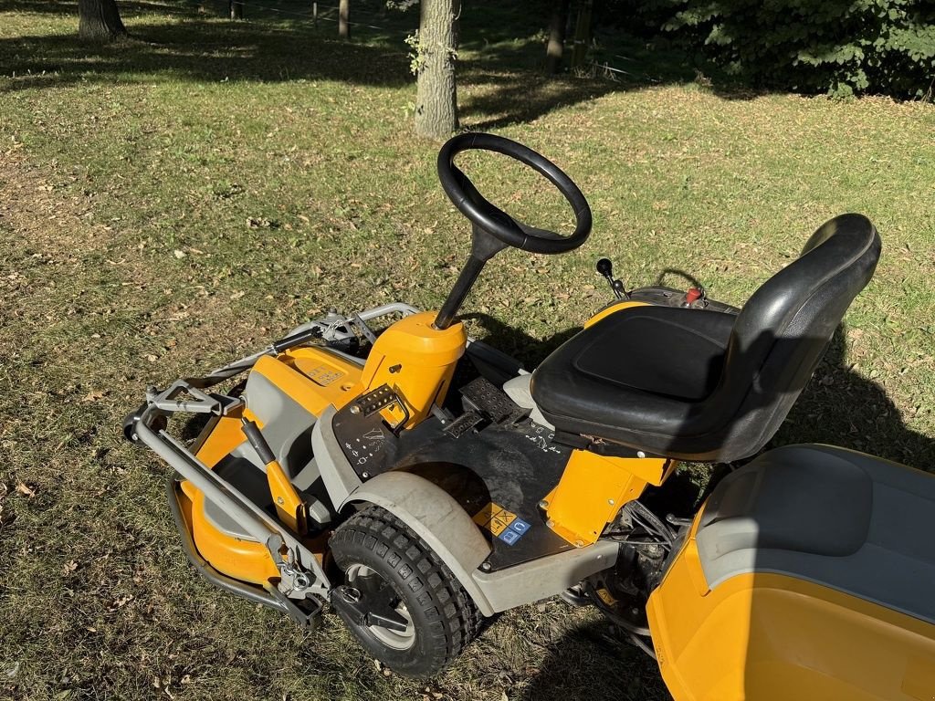 Sitzrasenmäher van het type Stiga park Silent frontmaaier / zitmaaier, Gebrauchtmaschine in Neer (Foto 11)