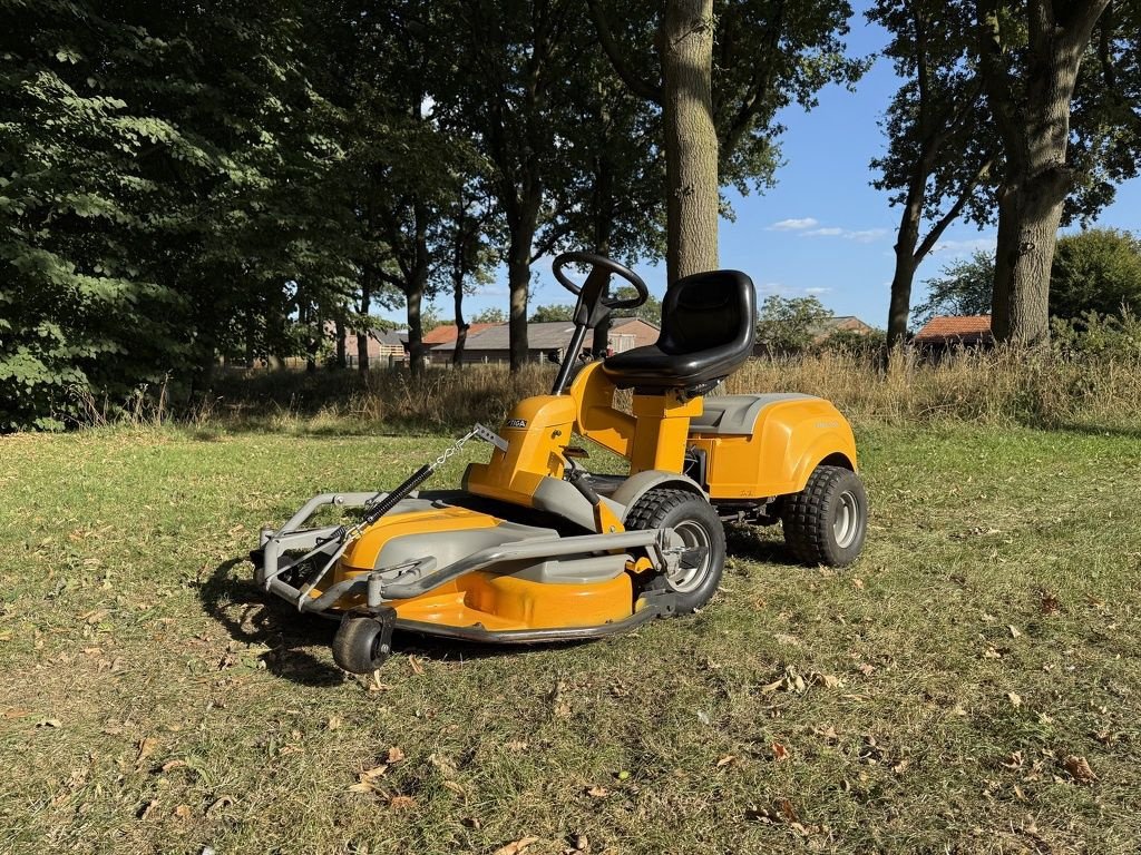 Sitzrasenmäher van het type Stiga park Silent frontmaaier / zitmaaier, Gebrauchtmaschine in Neer (Foto 9)