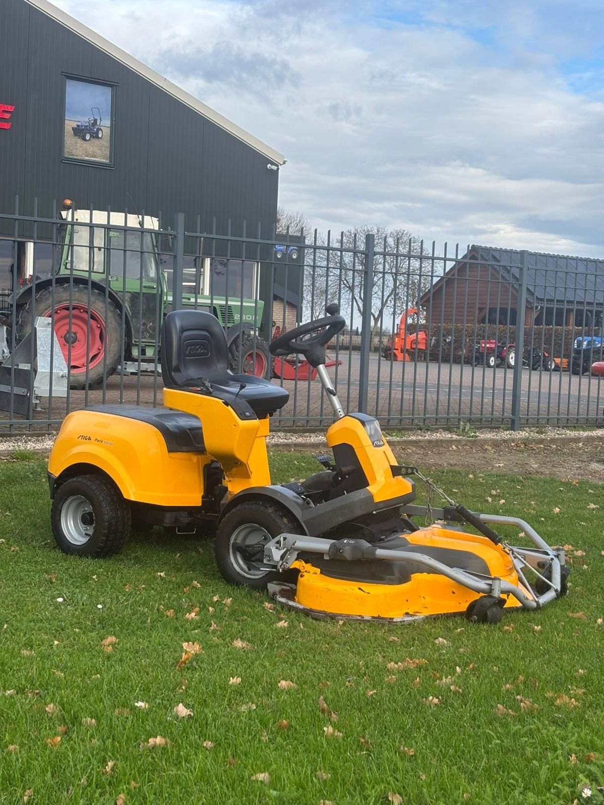 Sitzrasenmäher typu Stiga Park, Gebrauchtmaschine v Wadenoijen (Obrázek 4)