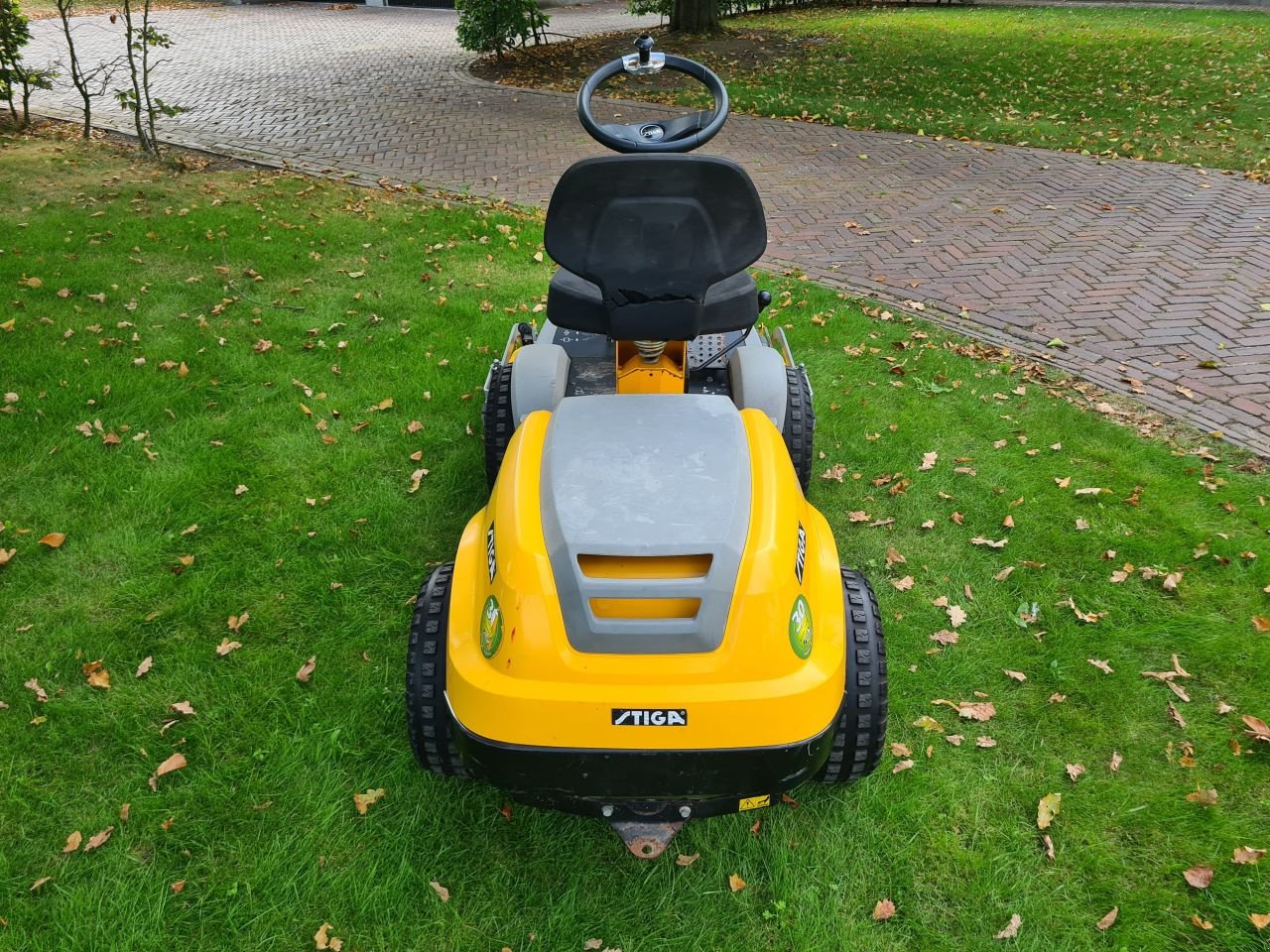 Sitzrasenmäher of the type Stiga Park, Gebrauchtmaschine in Lierop (Picture 8)
