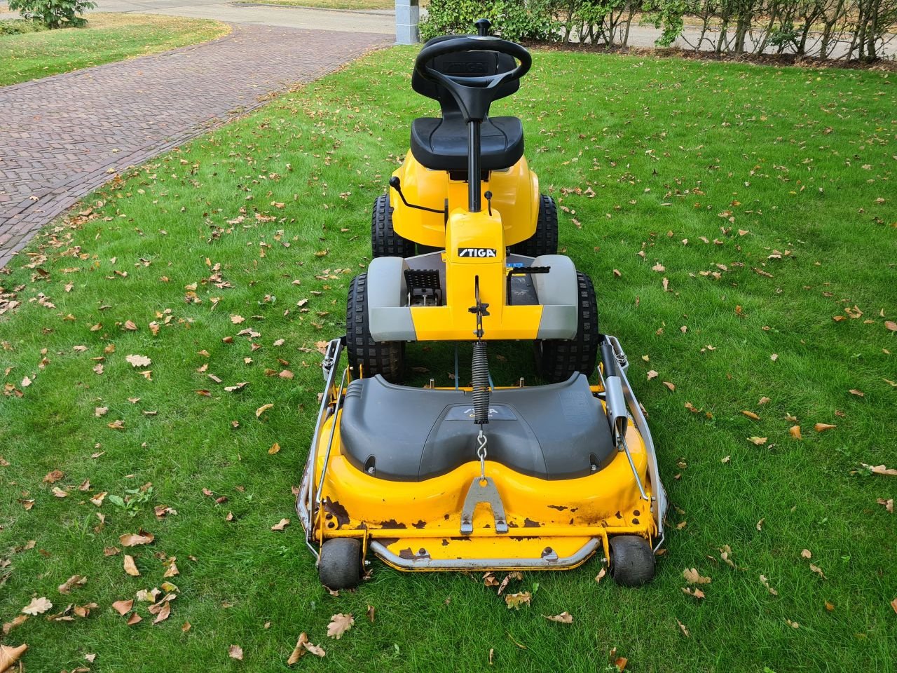 Sitzrasenmäher of the type Stiga Park, Gebrauchtmaschine in Lierop (Picture 2)