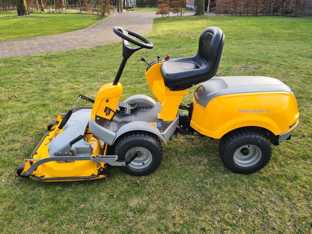 Sitzrasenmäher za tip Stiga Park, Gebrauchtmaschine u Lierop (Slika 5)