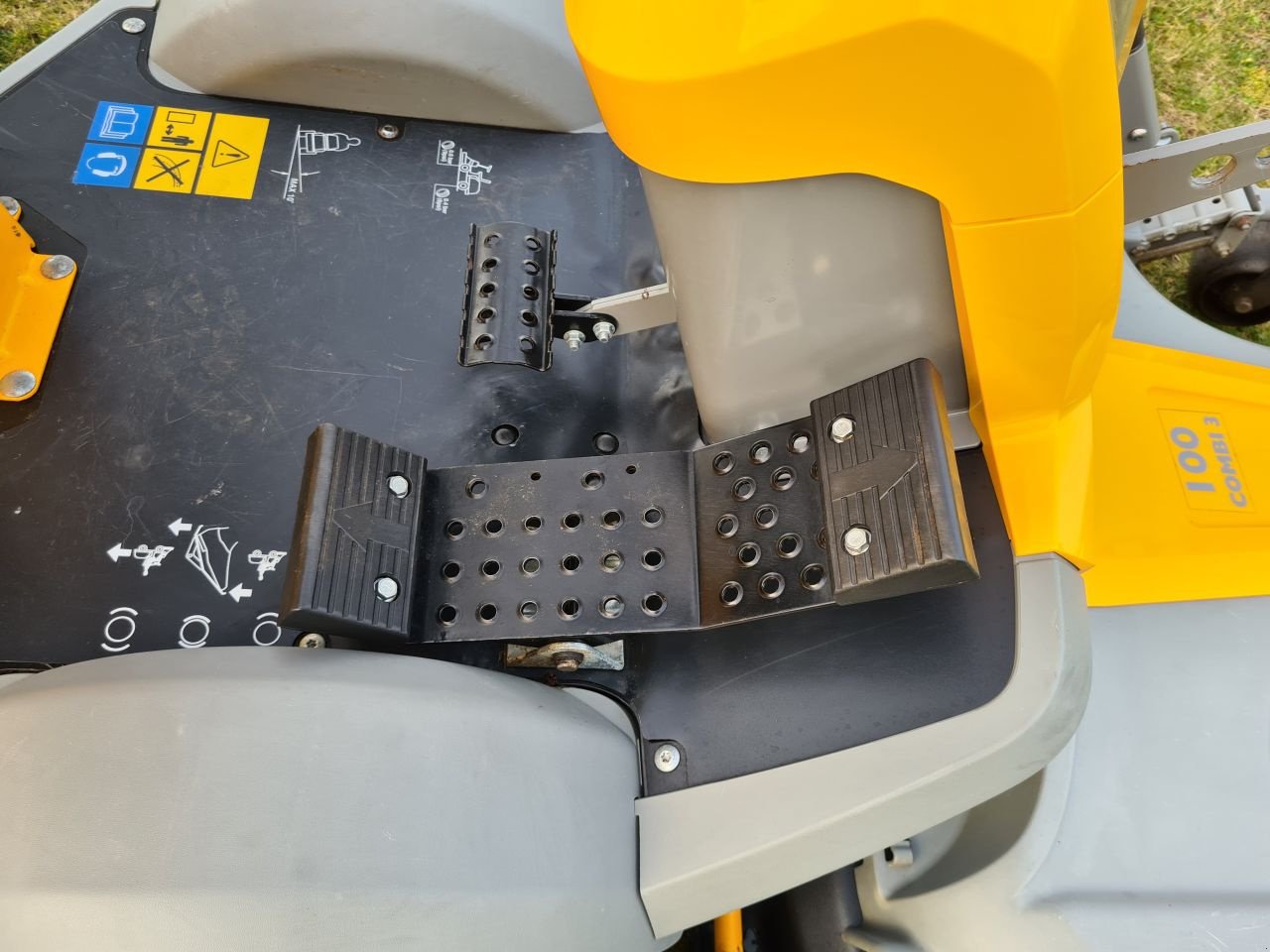 Sitzrasenmäher a típus Stiga Park, Gebrauchtmaschine ekkor: Lierop (Kép 11)